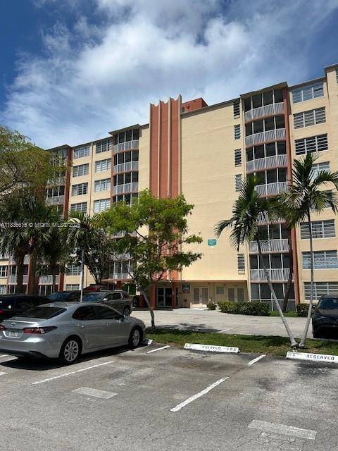 1780 NE 191st St #809-2, Miami, FL 33179