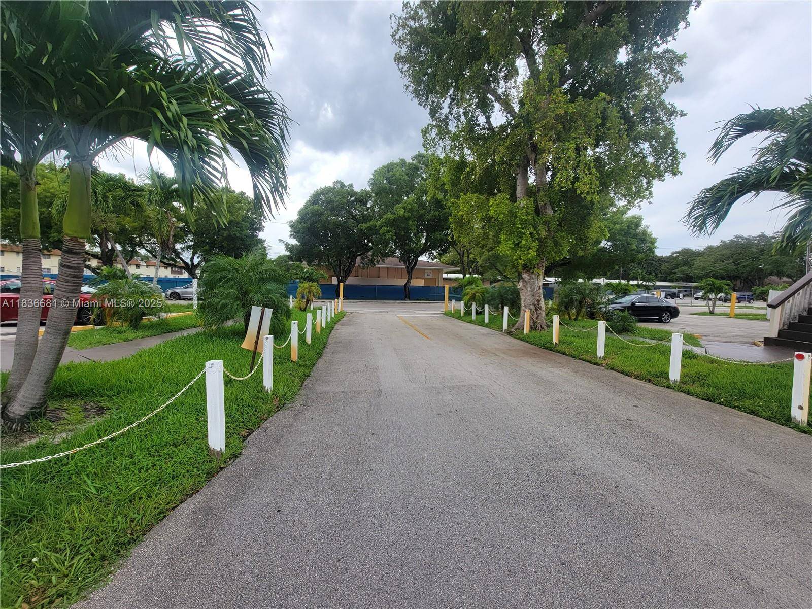 2836 Fillmore St #33, Hollywood, FL 33020