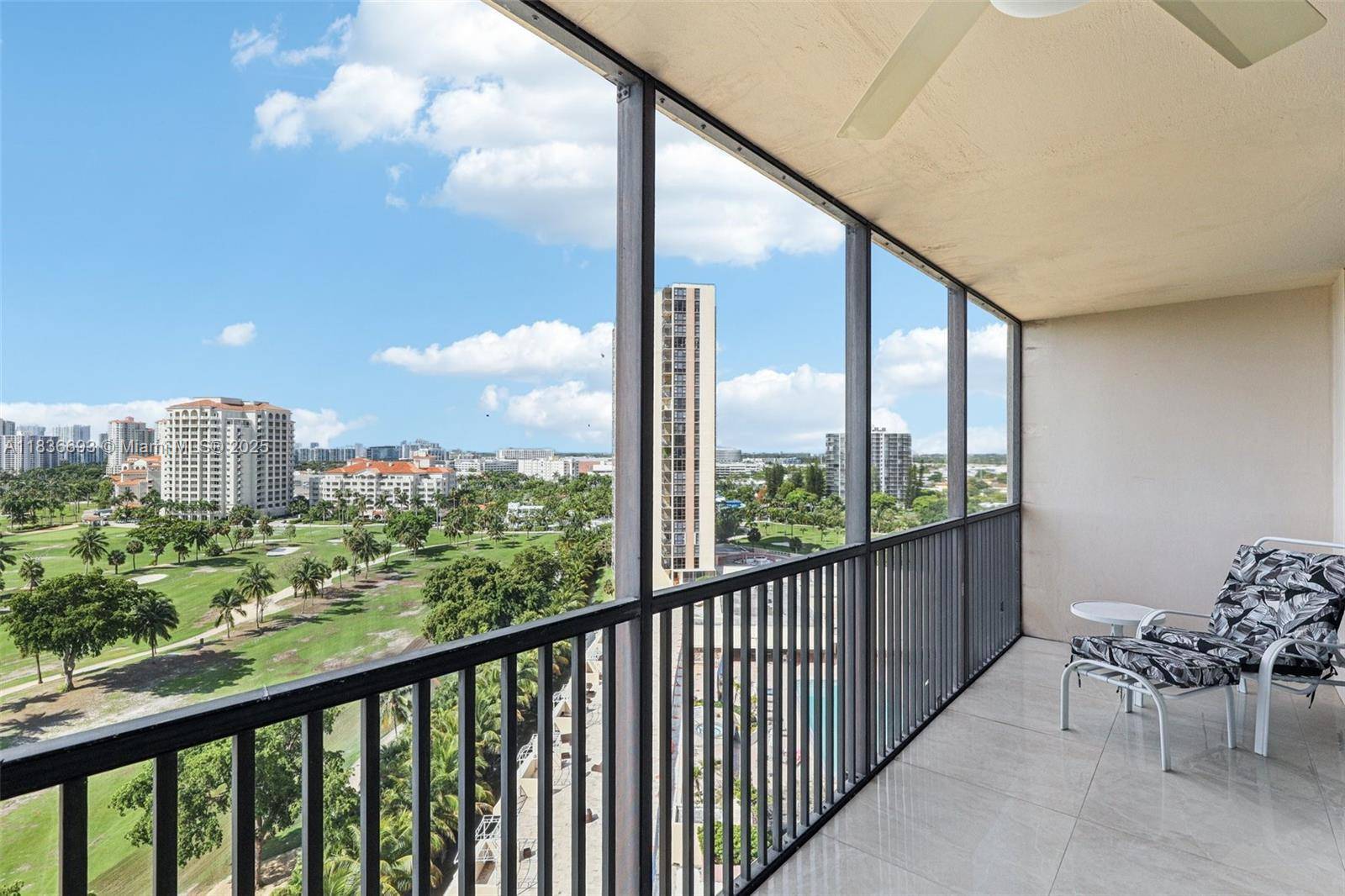 Aventura, FL 33180,20379 W Country Club Dr #1436