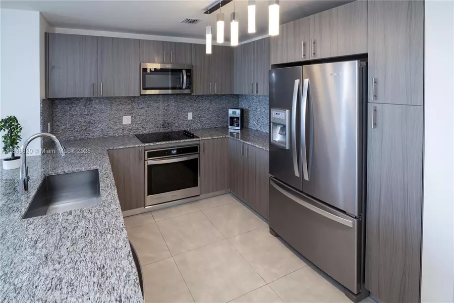 5350 NW 84th Ave #801, Doral, FL 33166