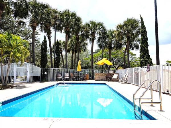 193 SW 96th Ter, Plantation, FL 33324