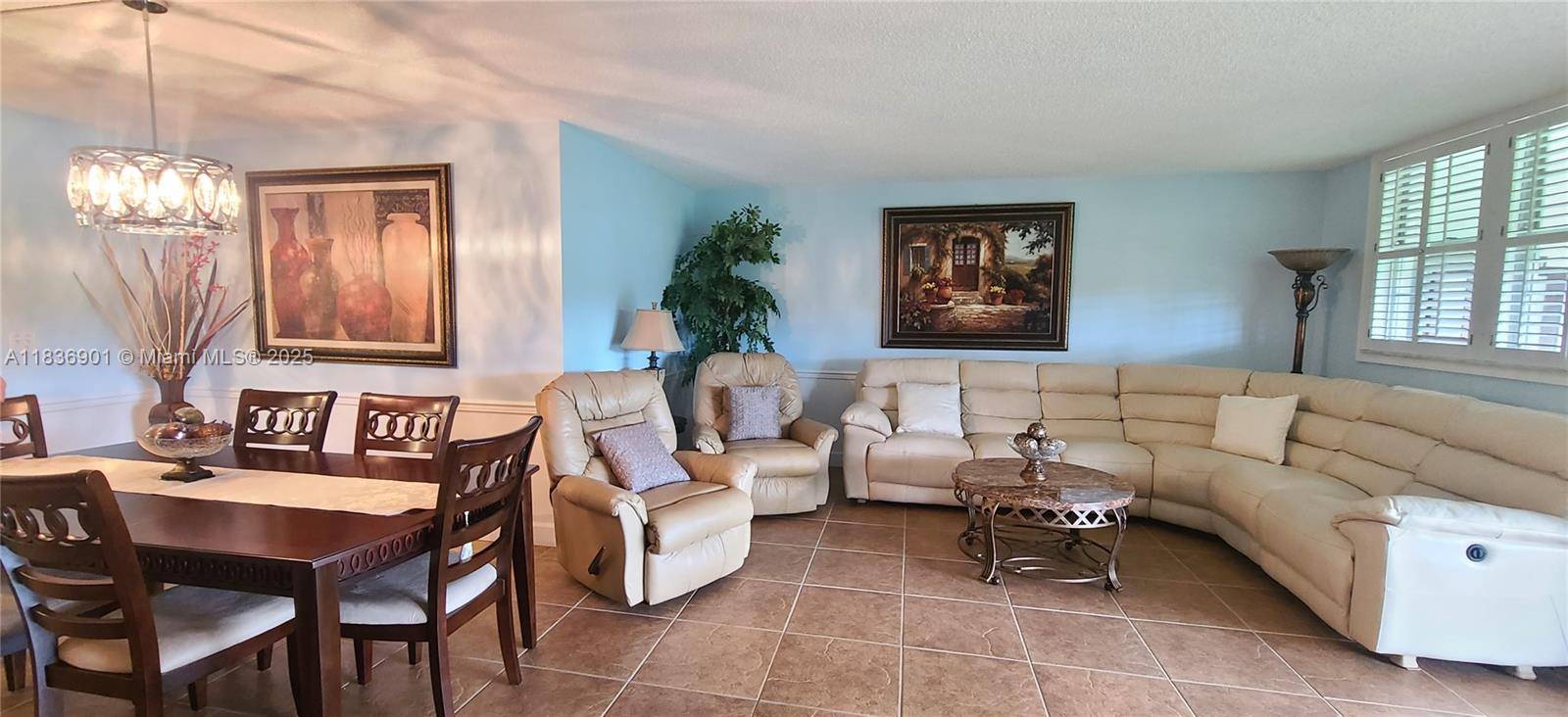 Davie, FL 33328,3300 W Rolling Hills Cir #104