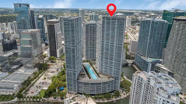 475 Brickell Ave #2711, Miami, FL 33131