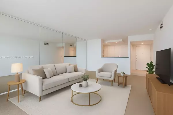 Miami Beach, FL 33139,90 Alton Rd #1408