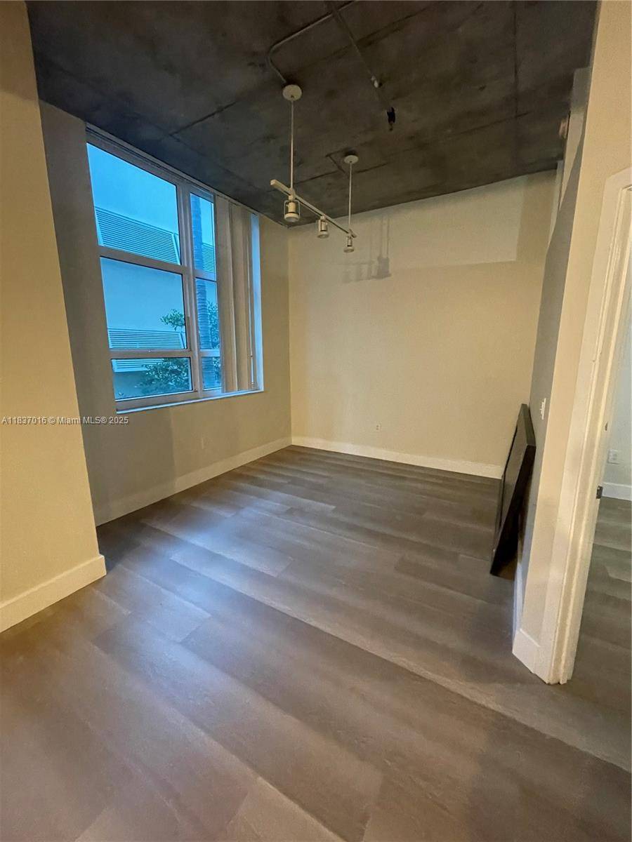Miami, FL 33137,2001 Biscayne Blvd #2217
