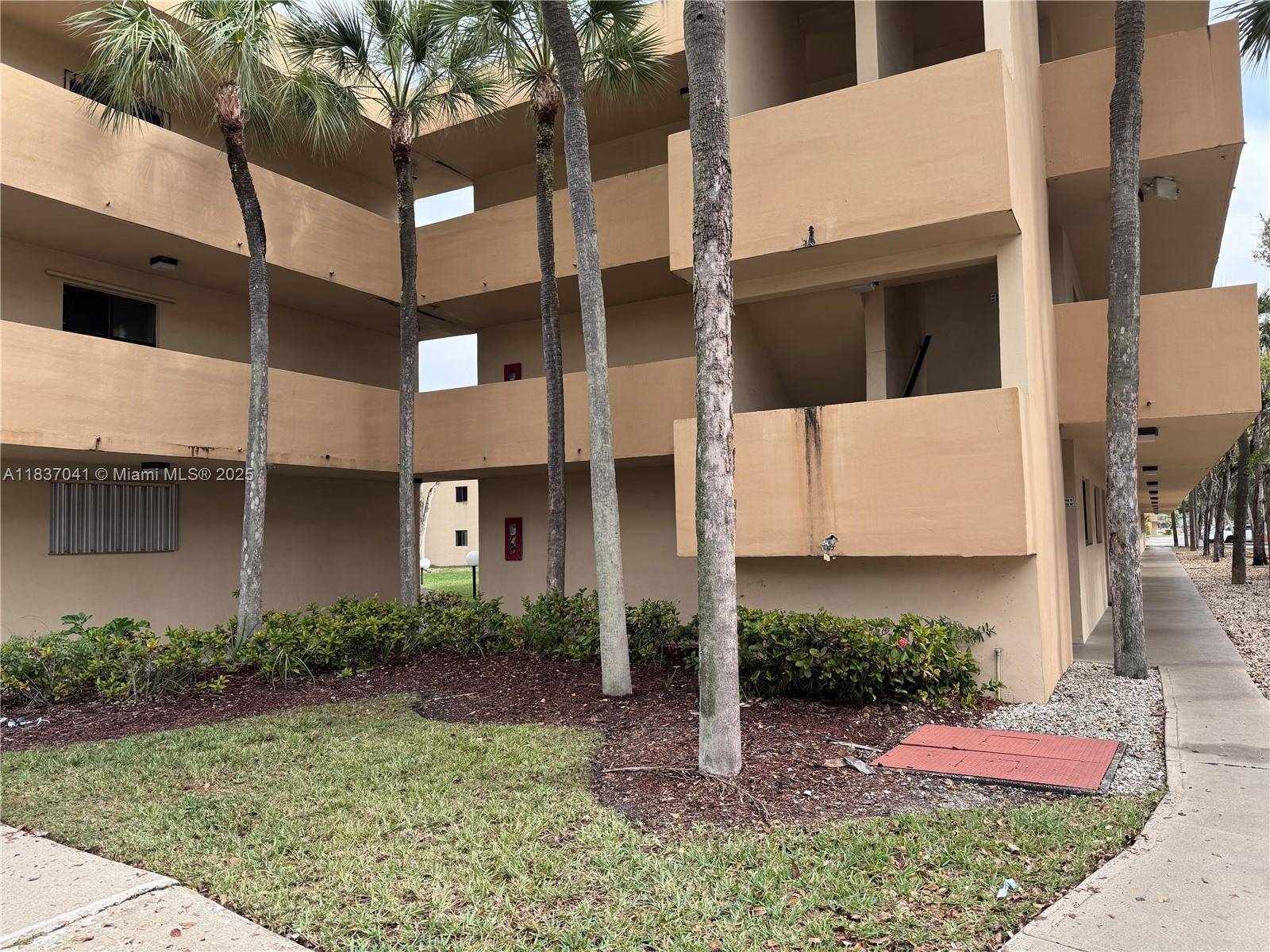 Miami, FL 33173,8415 SW 107th Ave #153W