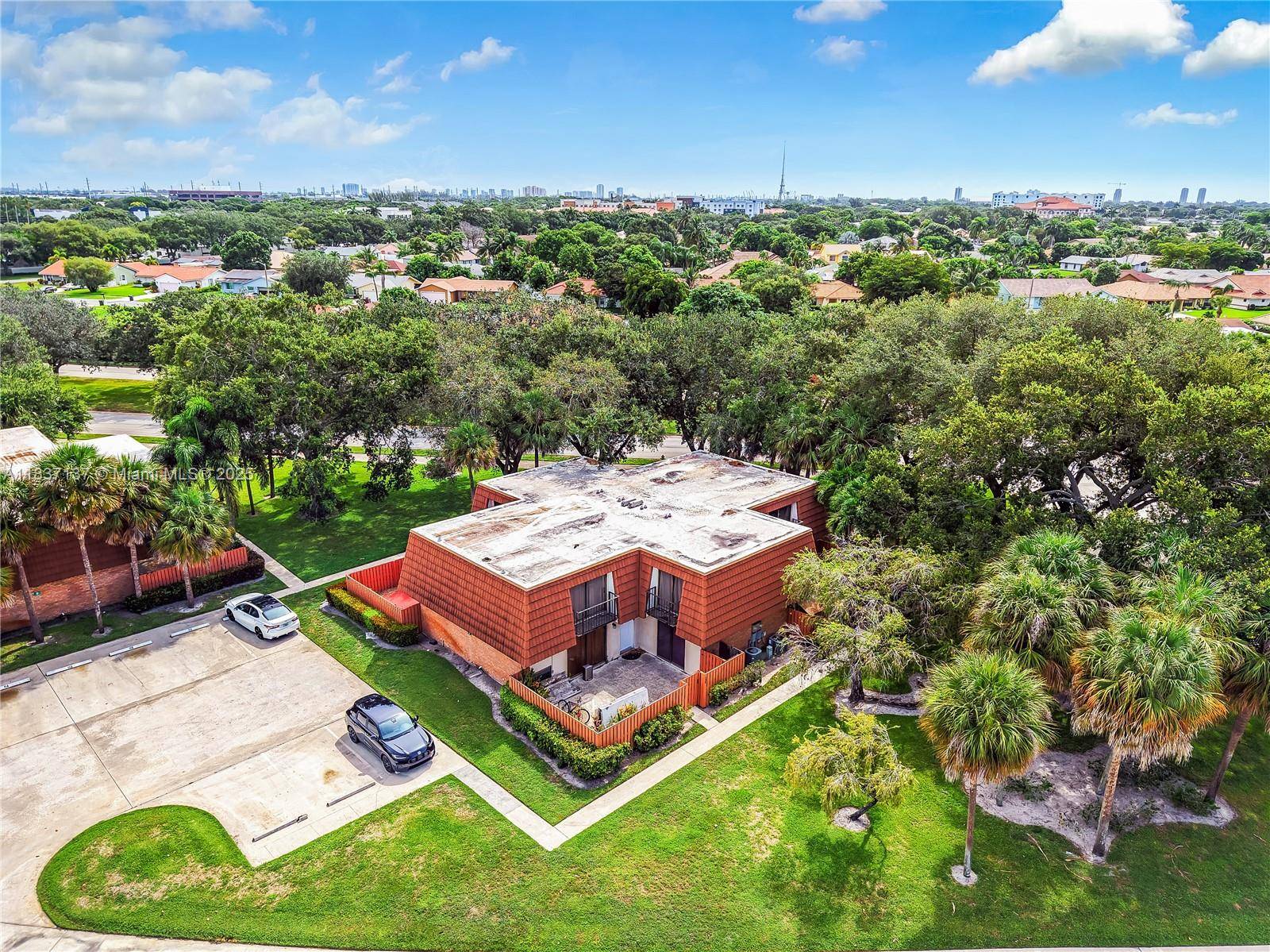 West Palm Beach, FL 33407,135 Heritage Way