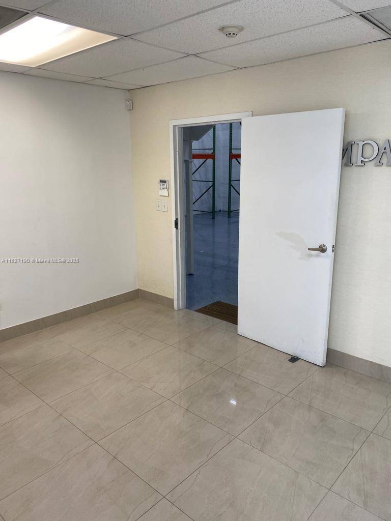 Doral, FL 33178,5930 NW 99th Ave #4
