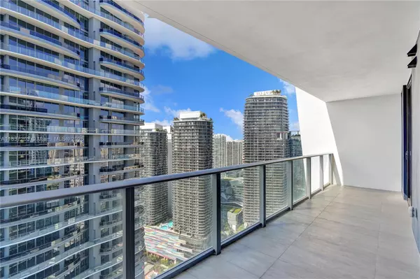 Miami, FL 33131,1010 Brickell Ave #4607
