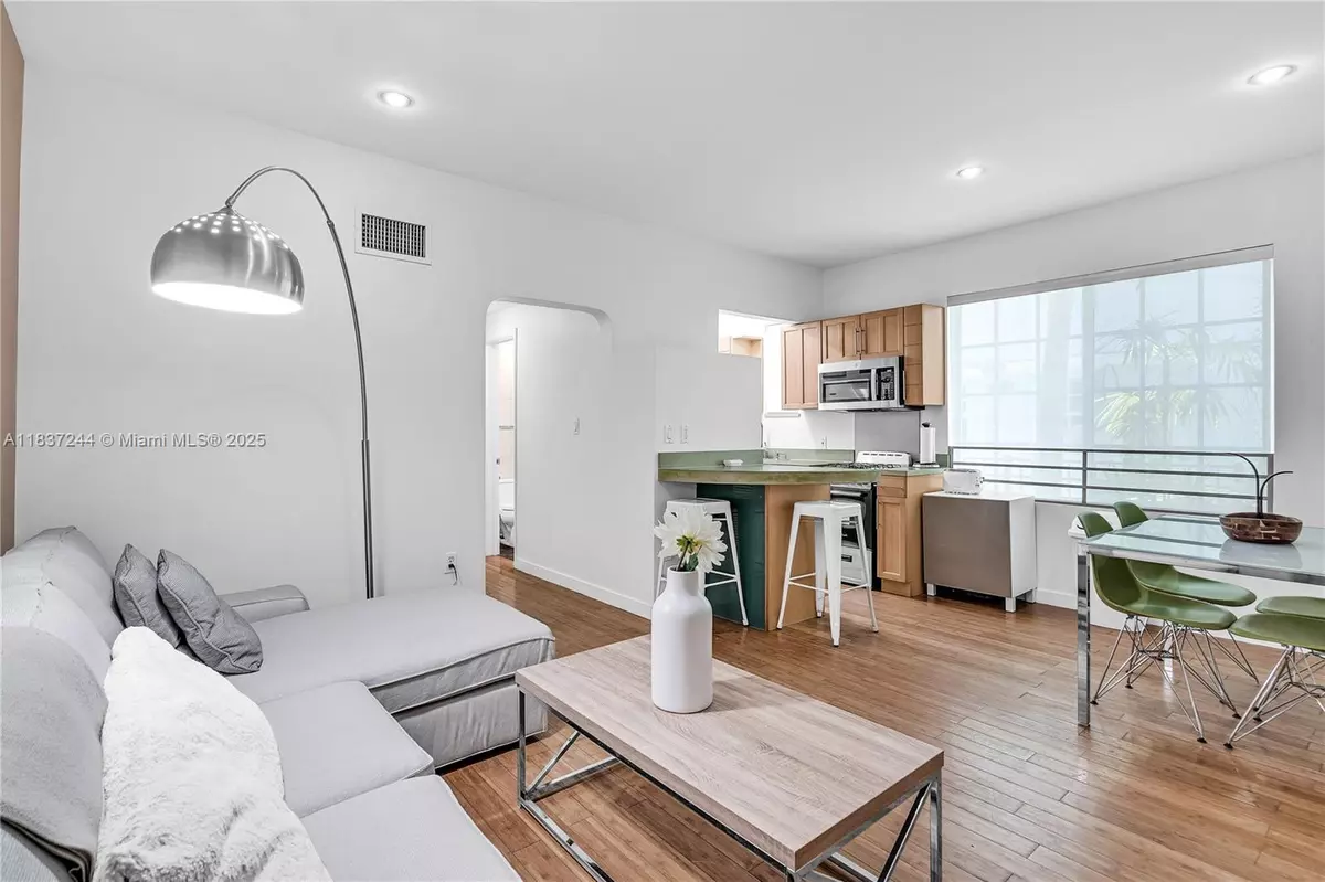 Miami Beach, FL 33139,815 Euclid Ave #7