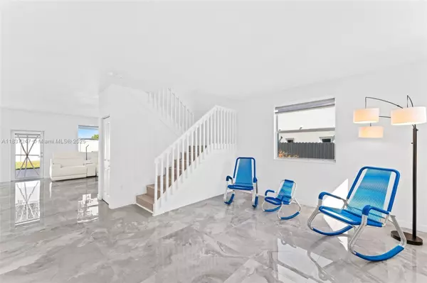 Miami, FL 33177,18436 SW 136th Ct