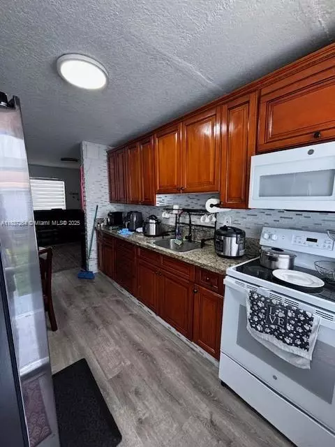 Sweetwater, FL 33174,10775 SW 4th St