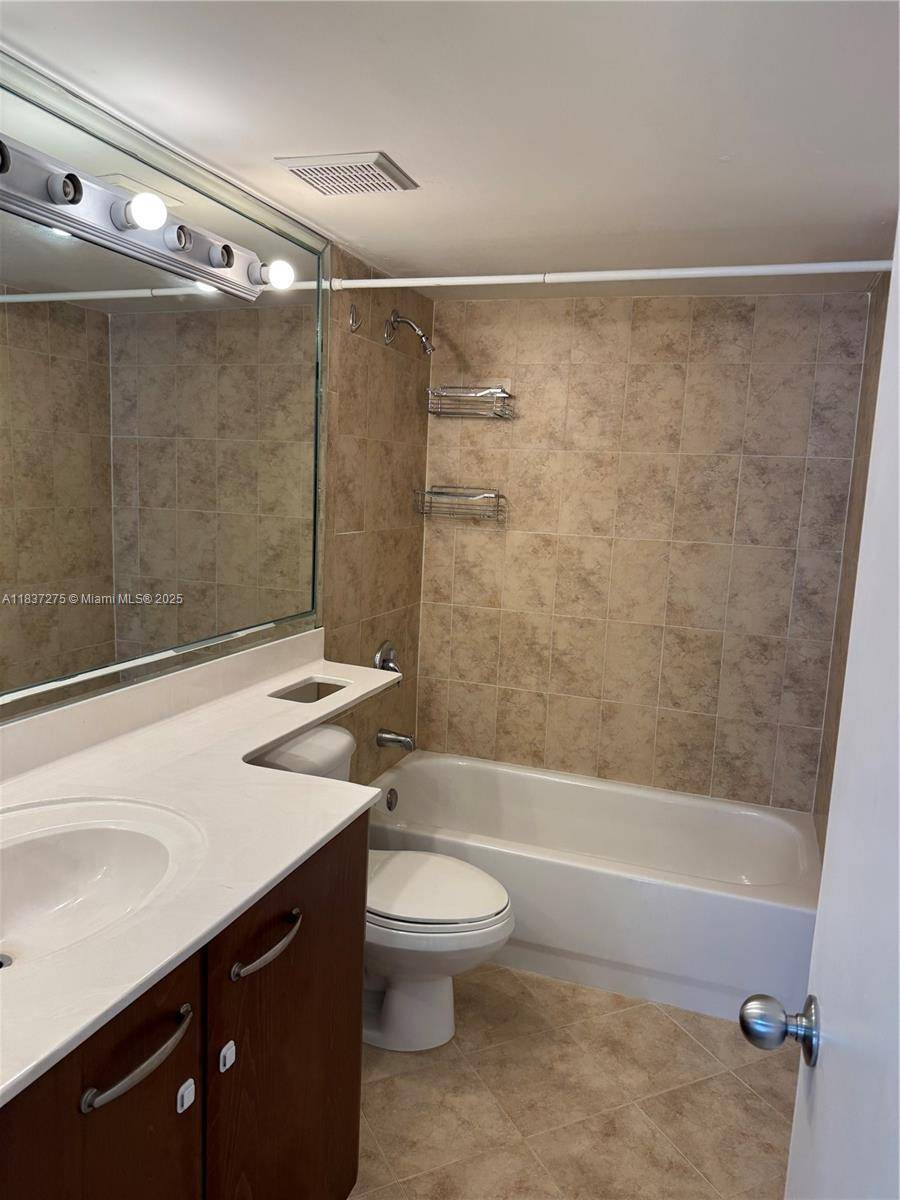 Hialeah, FL 33015,18240 Mediterranean Blvd #5-11