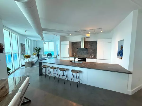 Miami, FL 33137,700 NE 25th St #2003