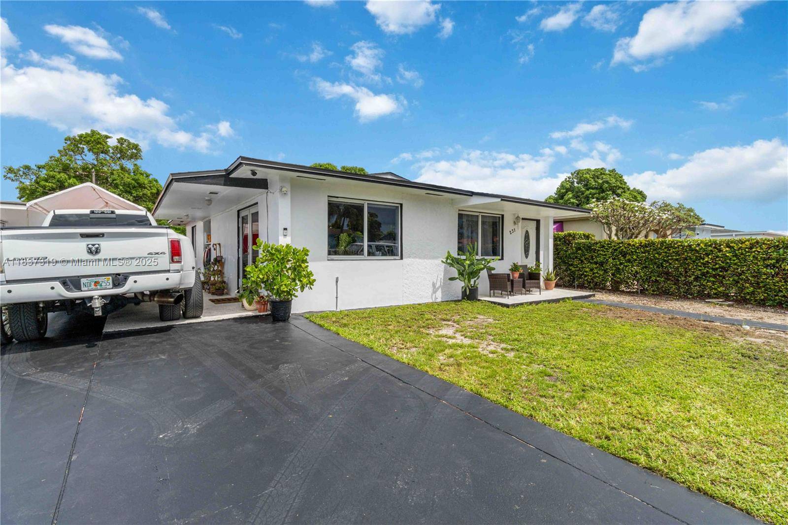 Hialeah, FL 33013,231 E 41st St