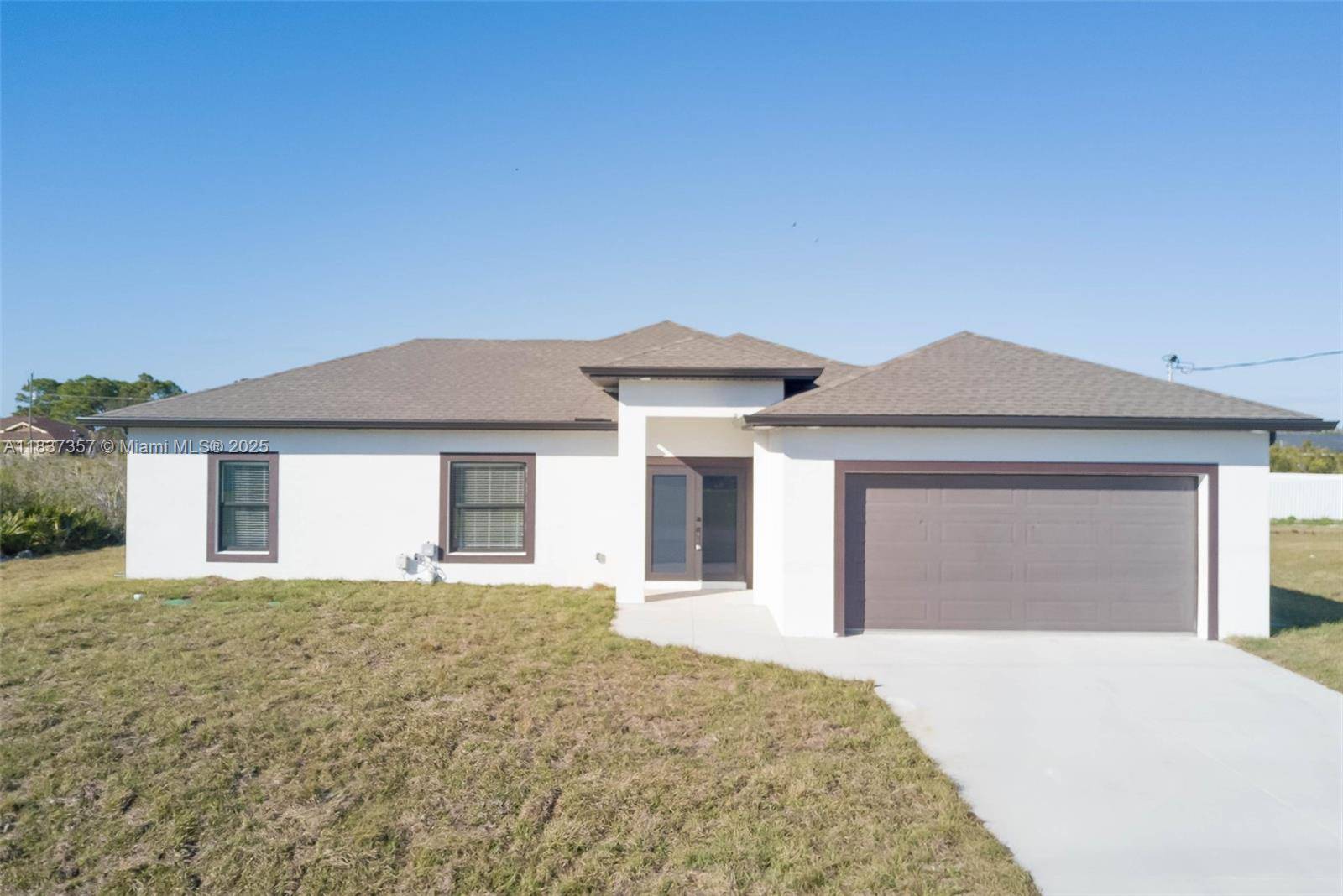 2706 72ND ST W, Lehigh Acres, FL 33971