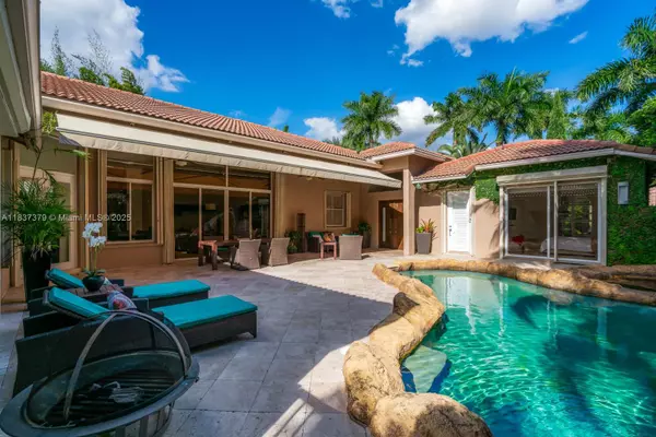 Weston, FL 33327,2535 Golf View Dr