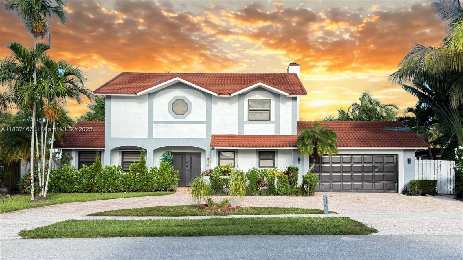 6381 Falconsgate Ave, Davie, FL 33331