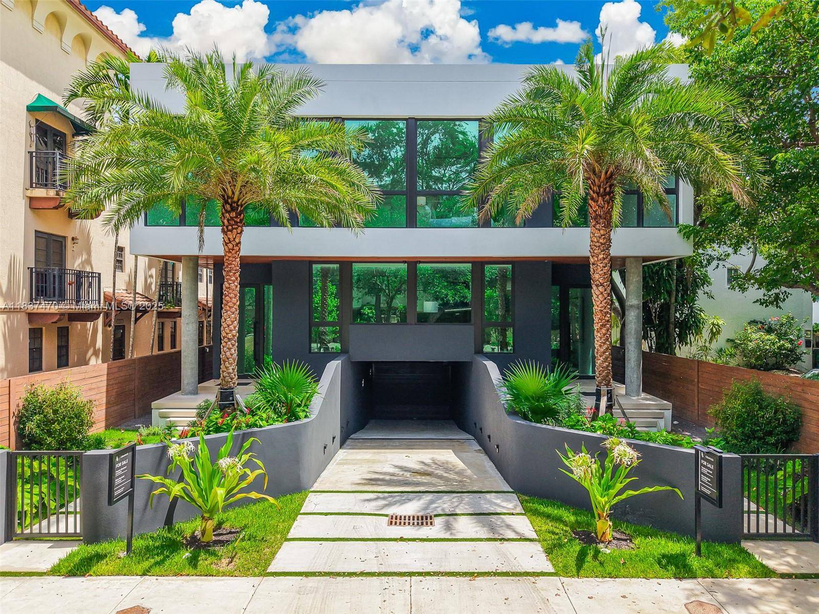 2824 Coconut Ave #2824, Miami, FL 33133