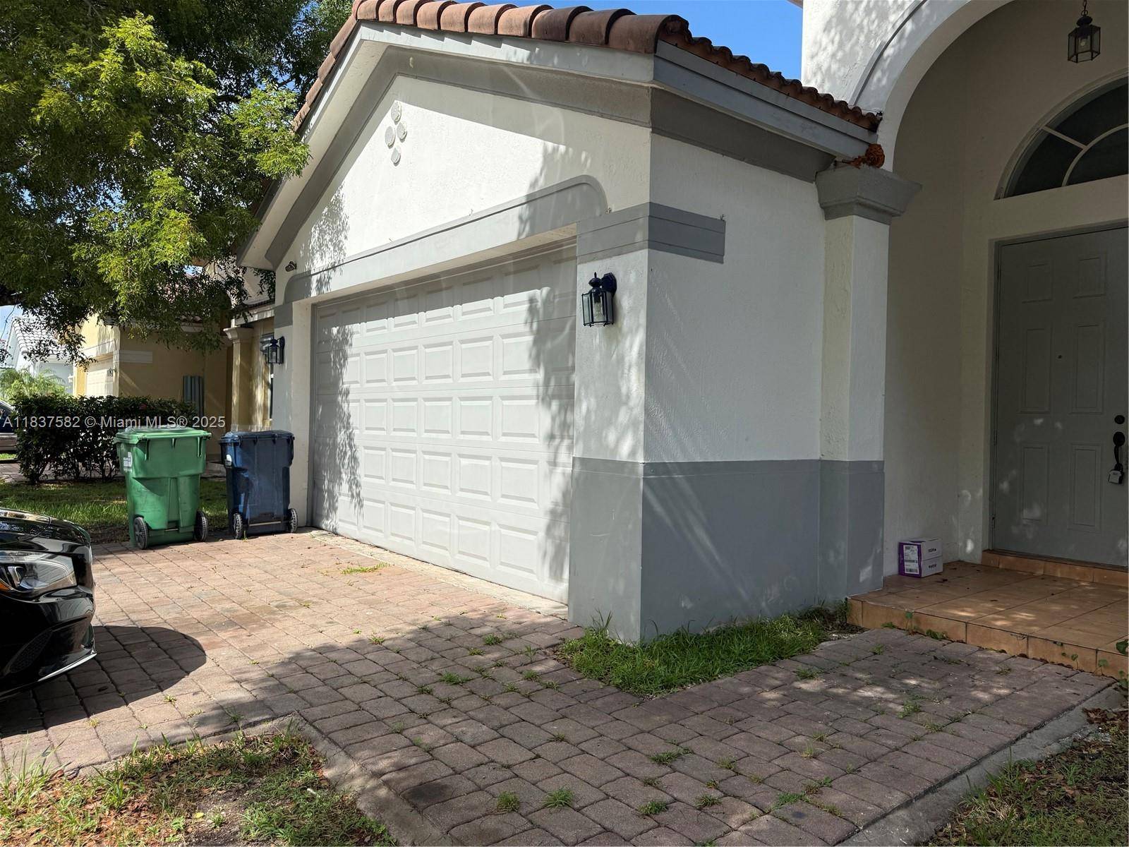 24301 SW 107 AV, Homestead, FL 33032