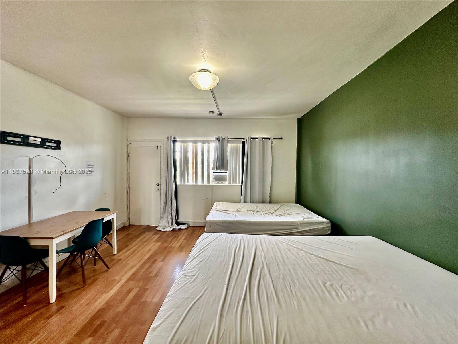 Hallandale Beach, FL 33009,26 Diplomat Pkwy #2368