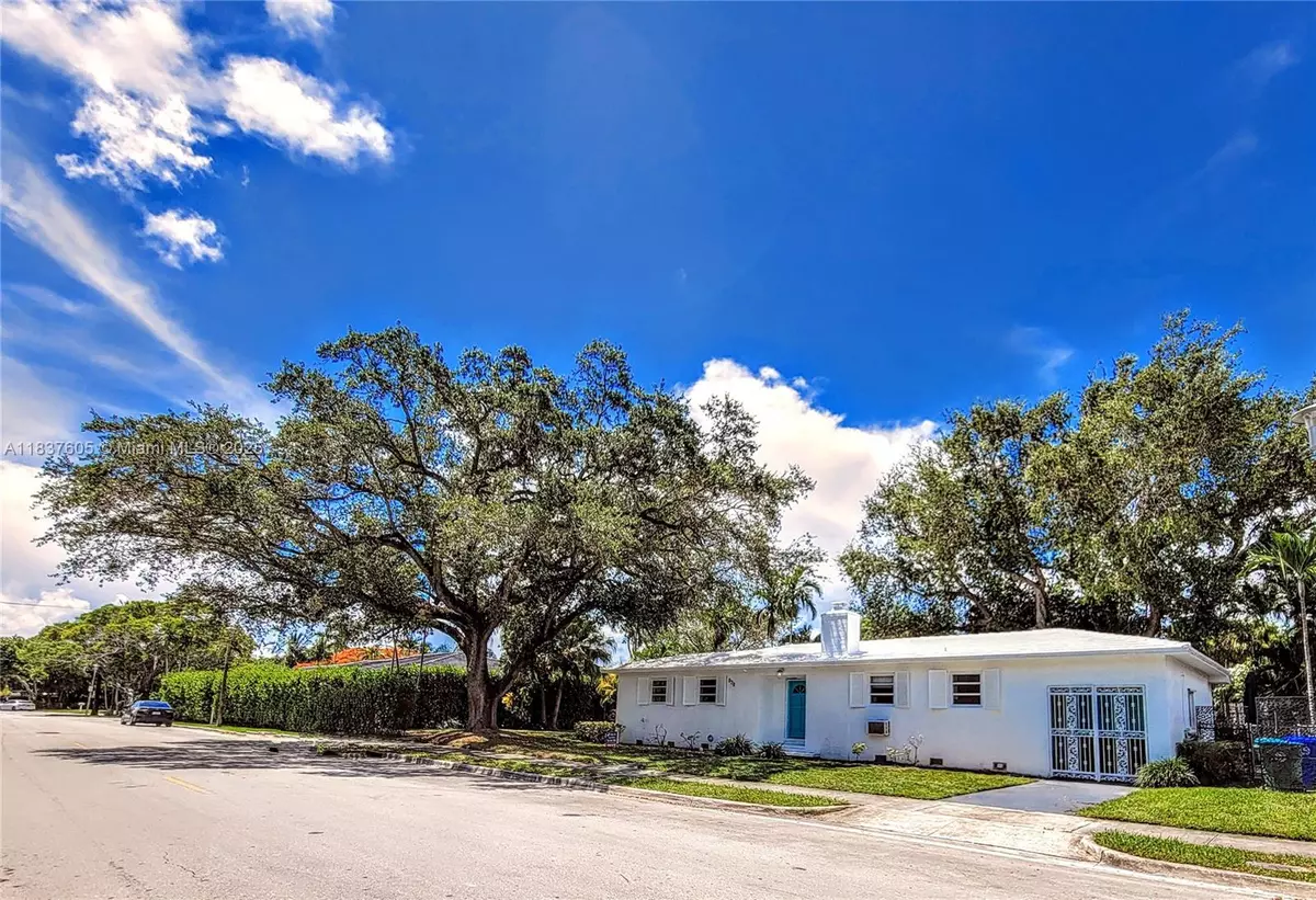 Miami, FL 33138,828 NE 76th St