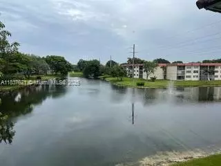 8981 S Hollybrook Blvd #302, Pembroke Pines, FL 33025