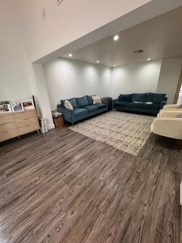 Hollywood, FL 33021,3731 N 55th Ave #n/a