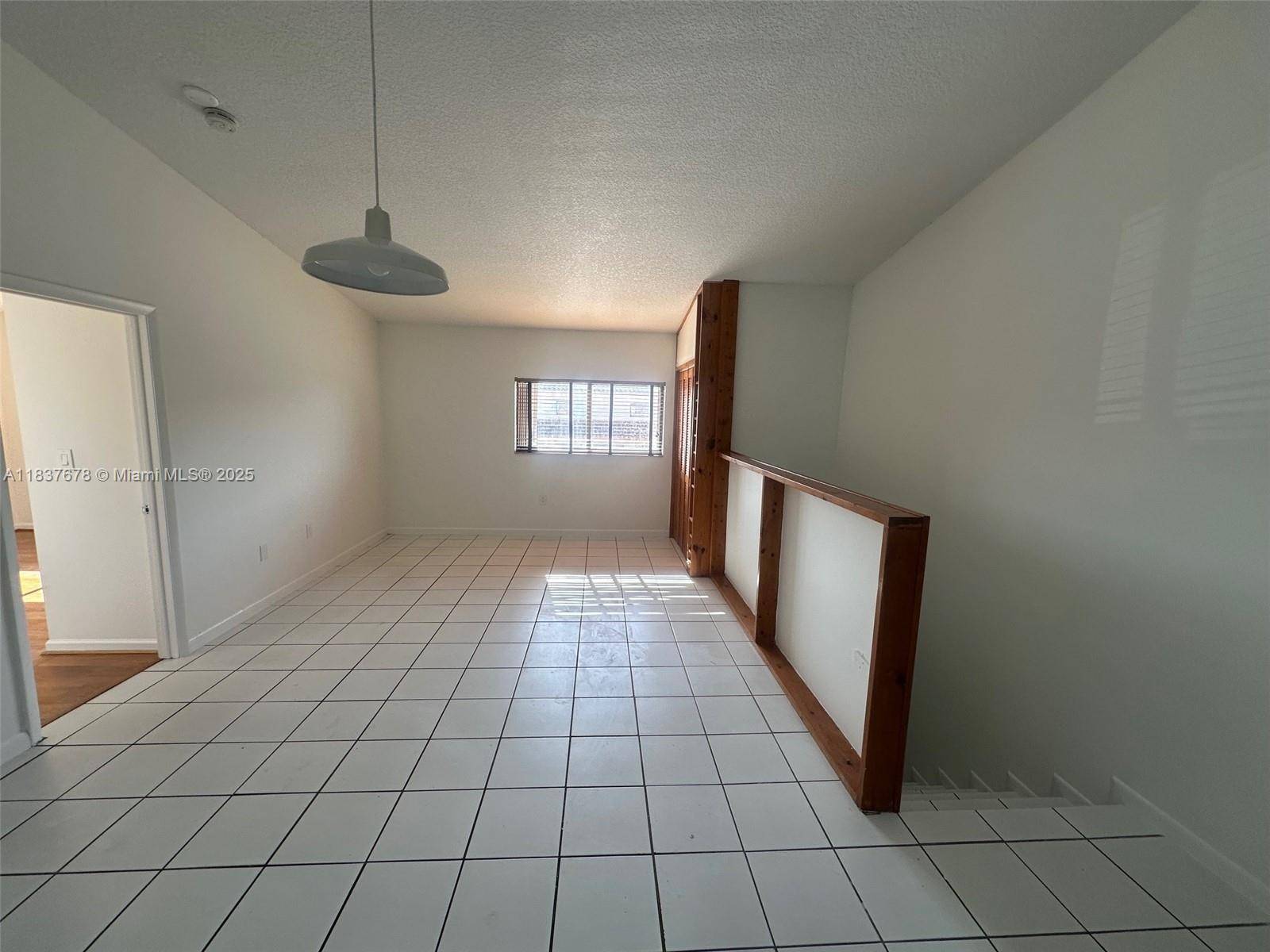 Hialeah, FL 33018,2891 W 76th St #202-2