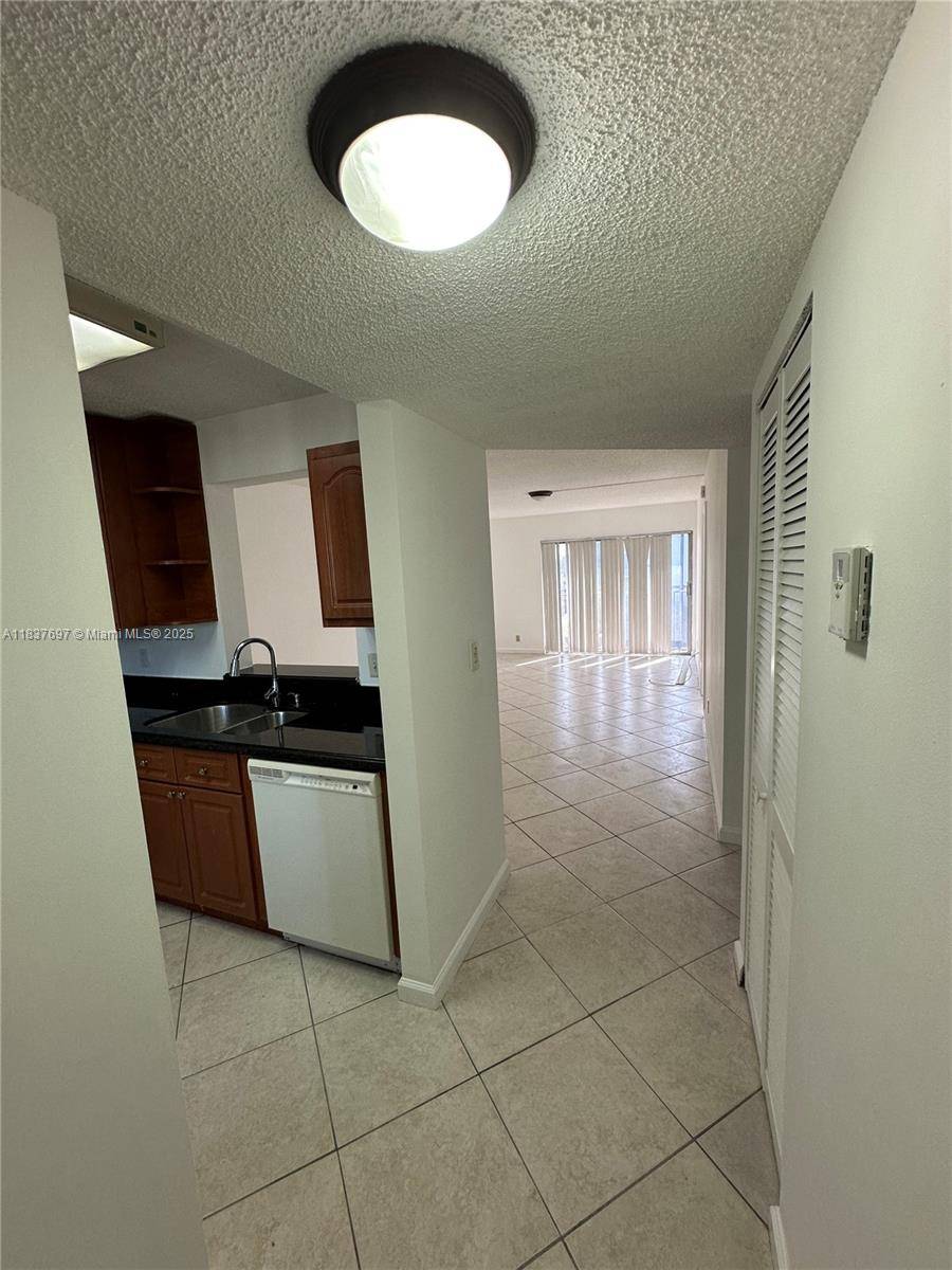 Miramar, FL 33025,8740 N Sherman Cir #406