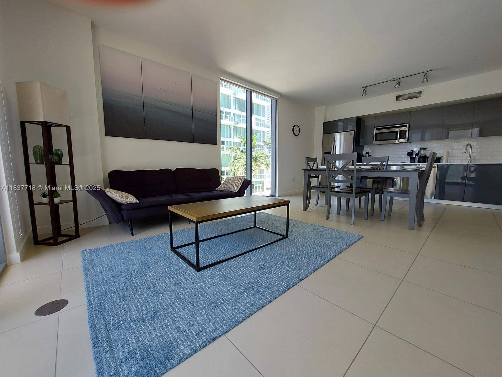 31 SE 6th St #502, Miami, FL 33131