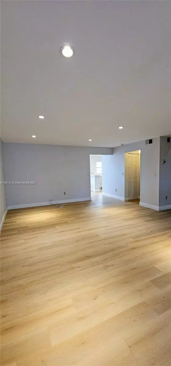 Miami, FL 33186,10194 SW 137 Ct #10194
