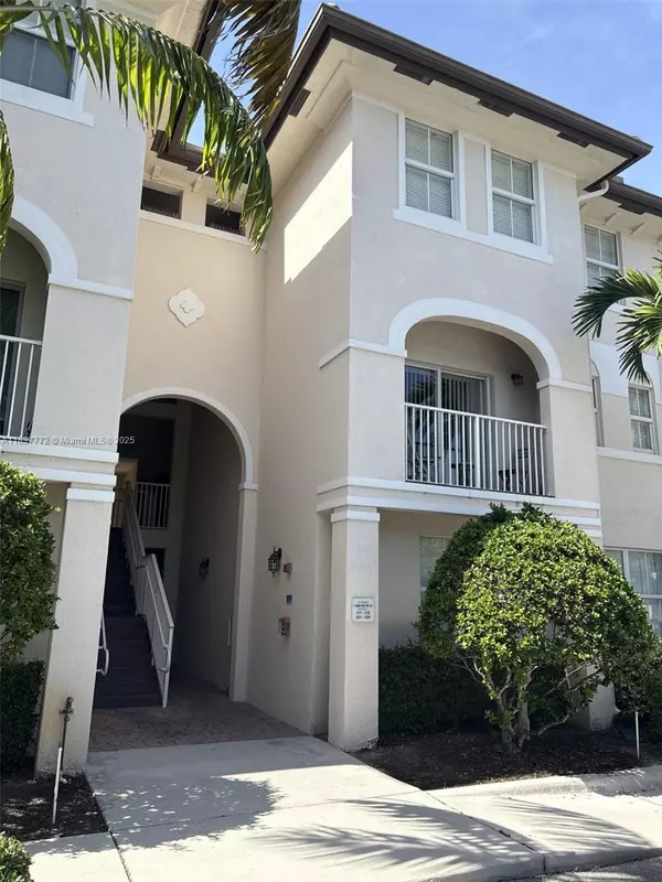 11605 NW 89th St #112, Doral, FL 33178