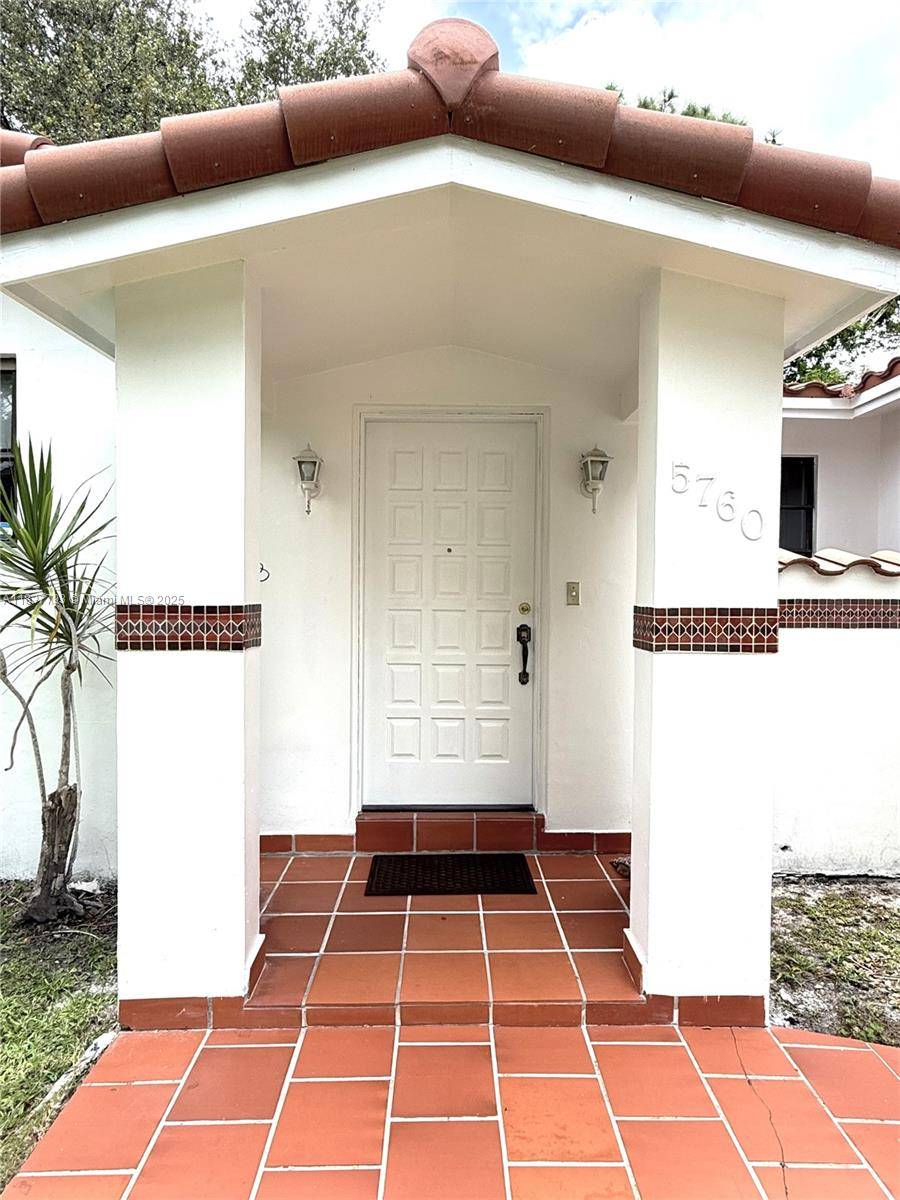 Miami, FL 33155,5760 SW 55th St