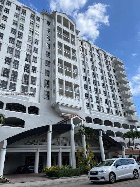 2351 Douglas Rd #702, Miami, FL 33145