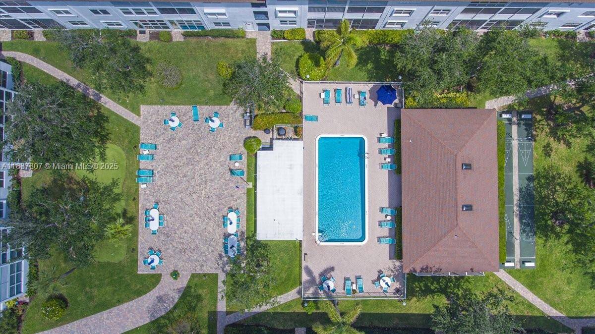 Lauderdale By The Sea, FL 33062,1501 S Ocean Blvd #227