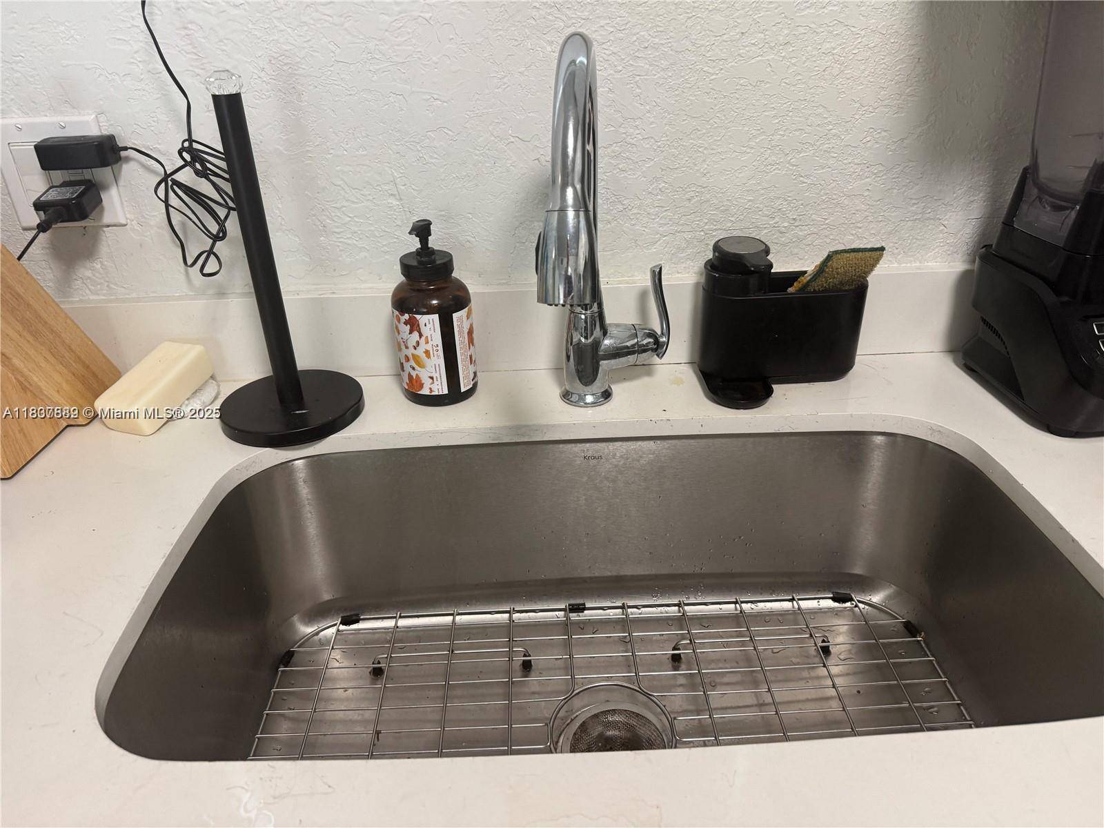 Sunrise, FL 33351,4235 N University Dr #312