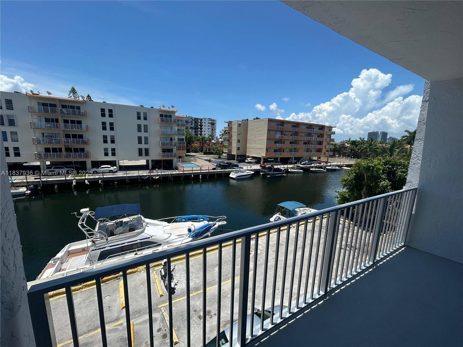North Miami Beach, FL 33160,3626 NE 168th St #305