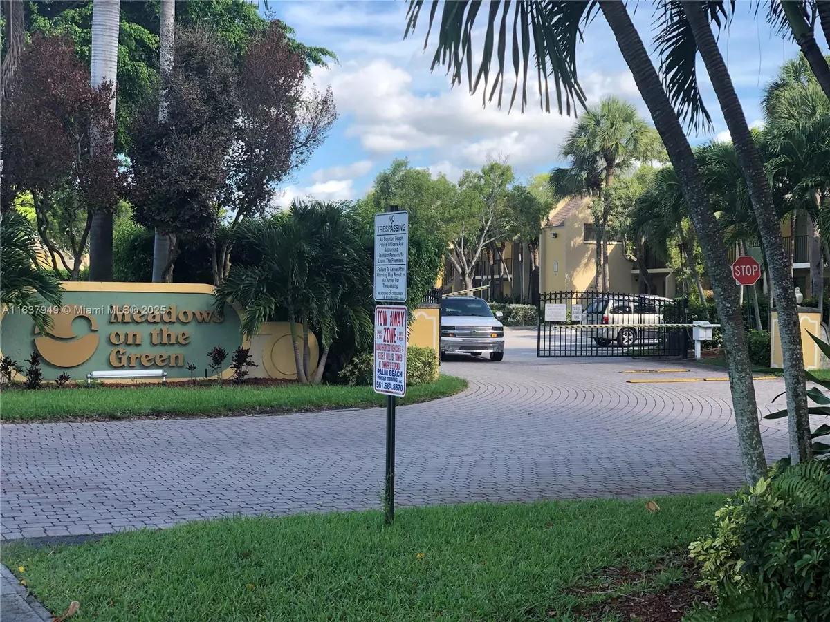 Boynton Beach, FL 33436,1823 W Meadows Cir W #1823