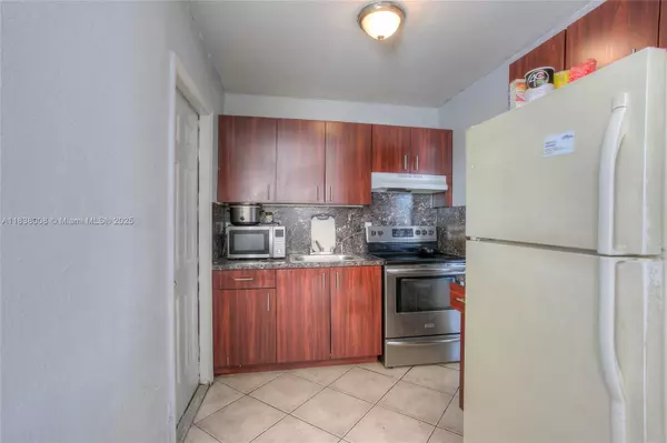Fort Lauderdale, FL 33311,3030 NW 13th St