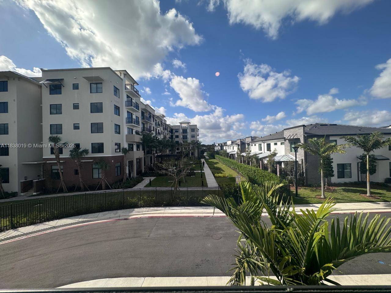 Plantation, FL 33324,750 NW 82nd Ter