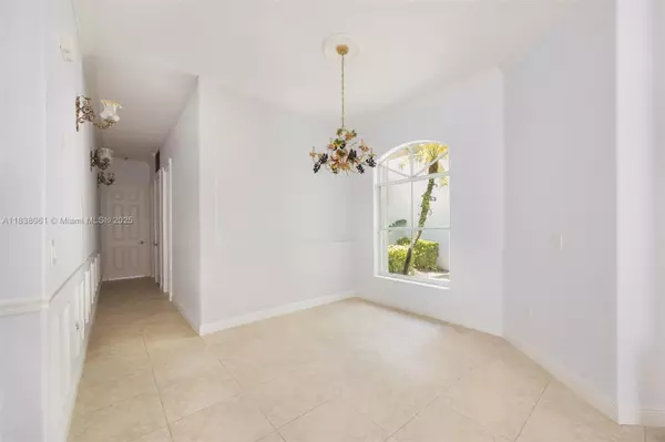 Hollywood, FL 33019,1571 Breakwater Ter