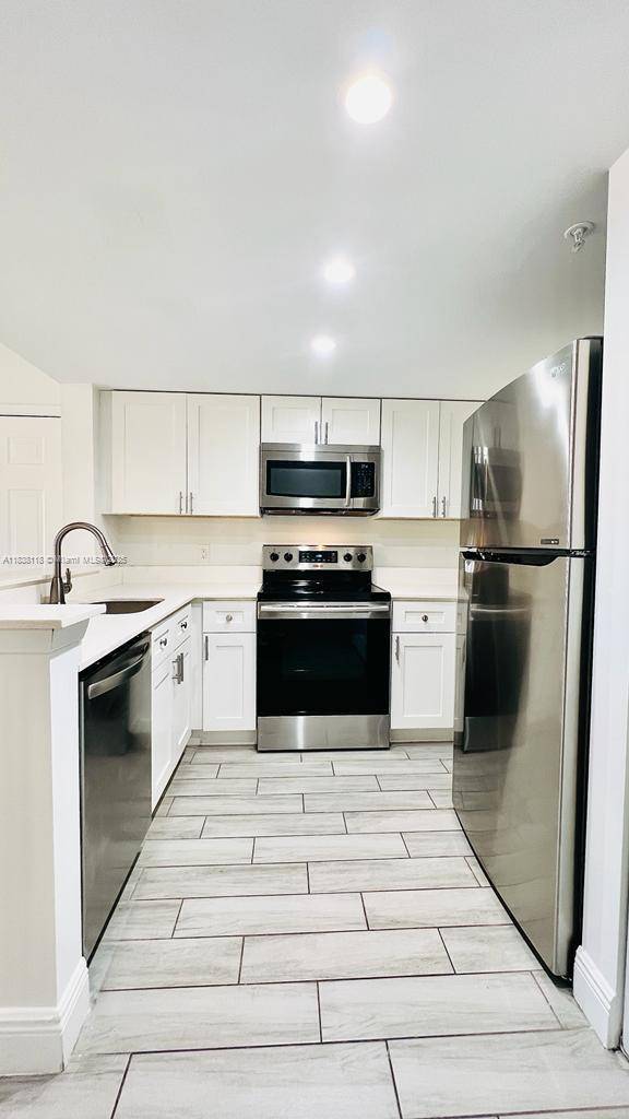 West Palm Beach, FL 33417,4195 N Haverhill Rd #311