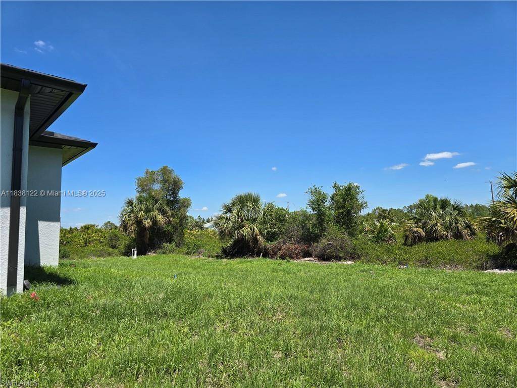 Lehigh Acres, FL 33974,1011 Harwood Ave S