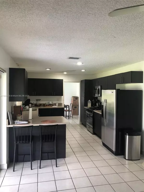 Miami, FL 33176,10251 SW 108th St