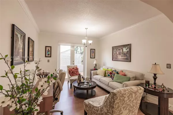 Miami, FL 33193,15855 SW 86th Ter