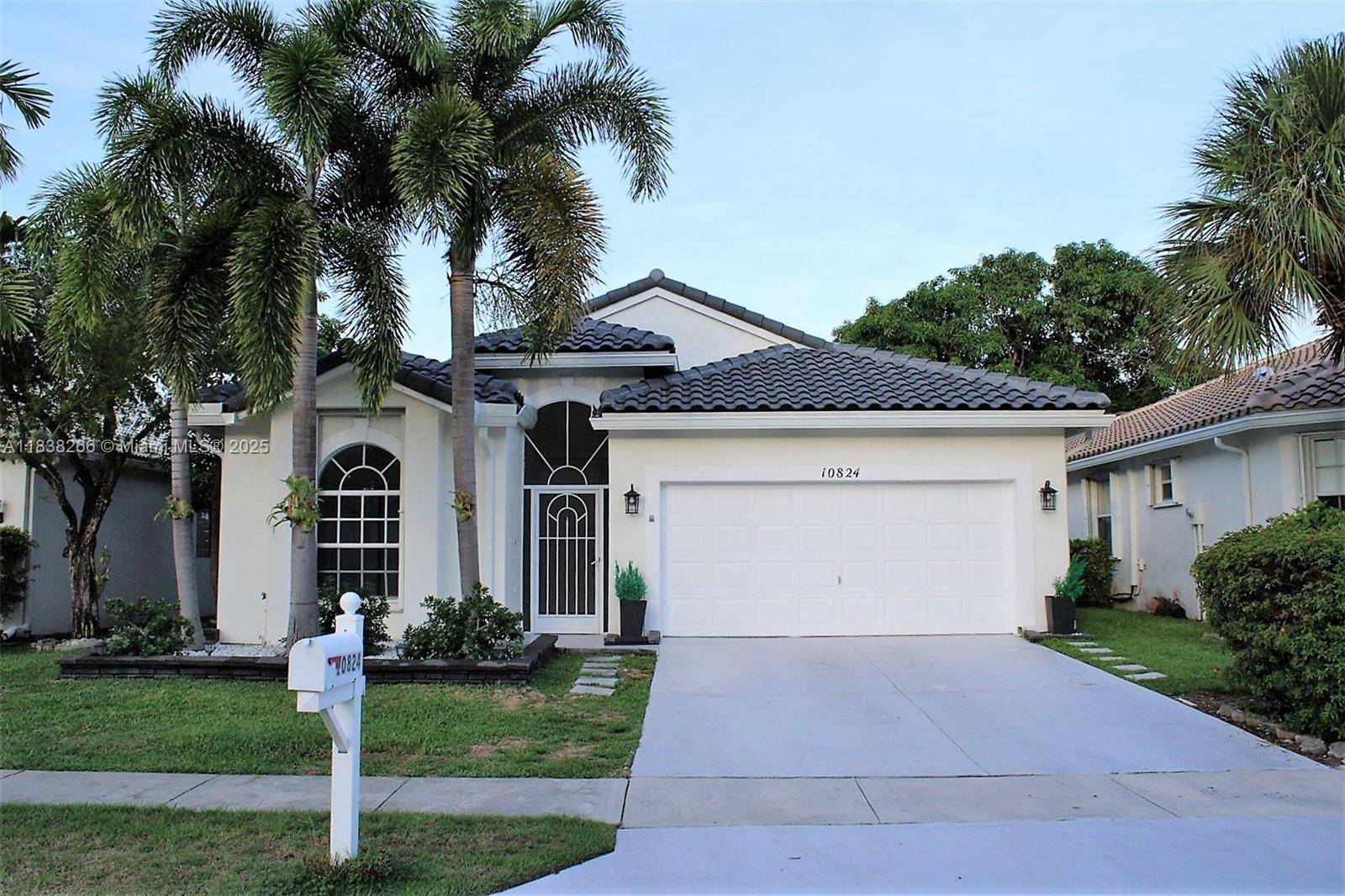10824 Fillmore Dr, Boynton Beach, FL 33437