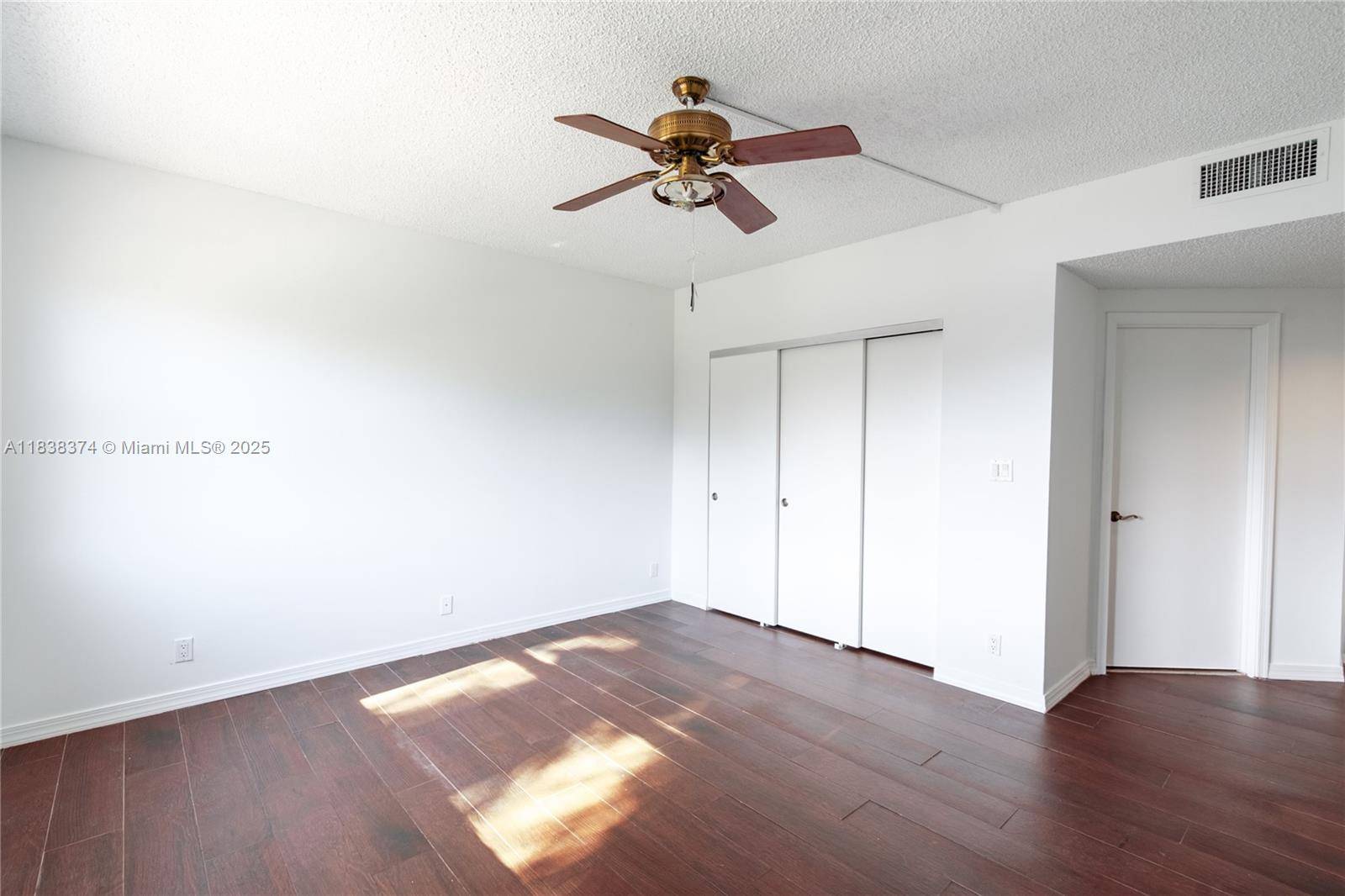 Bay Harbor Islands, FL 33154,10140 W Bay Harbor Dr #201A