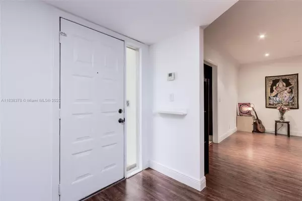 Coconut Creek, FL 33066,2880 S Carambola Cir S #2071