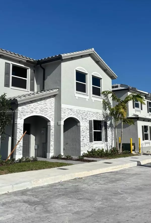151 SE 11th Ave #151, Florida City, FL 33034